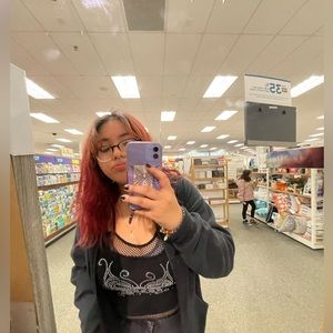 Meet your Posher, Nancy